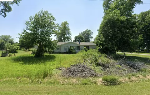 11661 Oriole Rd, Litchfield, IL 62056