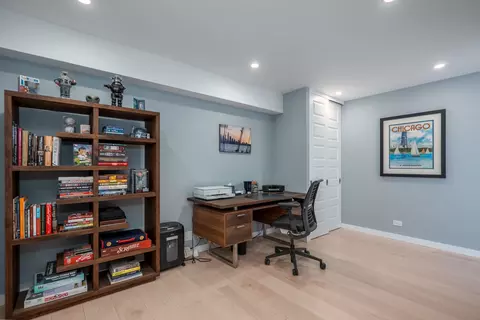 Other - 175 E Delaware Pl #7201-7202, Chicago, IL 60611 photo 4 of 9