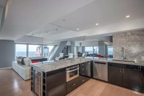Kitchen - 175 E Delaware Pl #7201-7202, Chicago, IL 60611 photo 1 of 4