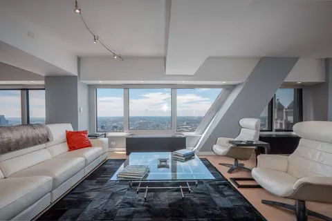 Living - 175 E Delaware Pl #7201-7202, Chicago, IL 60611 photo 1 of 6