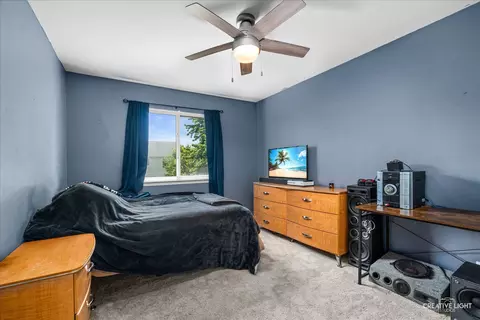 Bedroom - 1683 Seaton Ln, Elgin, IL 60123 photo 4 of 4