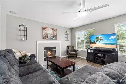 Living - 1683 Seaton Ln, Elgin, IL 60123 photo 2 of 2