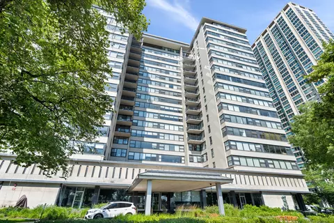 3440 N Lake Shore Dr #17F, Chicago, IL 60657