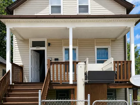Exterior - 2848 E 79th St, Chicago, IL 60649 photo 2 of 7