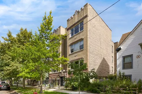 3558 W Shakespeare St #3E, Chicago, IL 60647