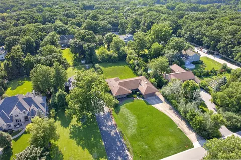 3620 Douglas Rd, Downers Grove, IL 60515