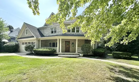 360 N Oak St, Hinsdale, IL 60521