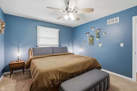1978 N Fork Cir, Elgin, IL 60123 photo 20