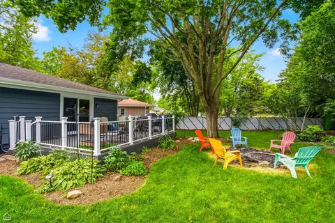 1978 N Fork Cir, Elgin, IL 60123 photo 35
