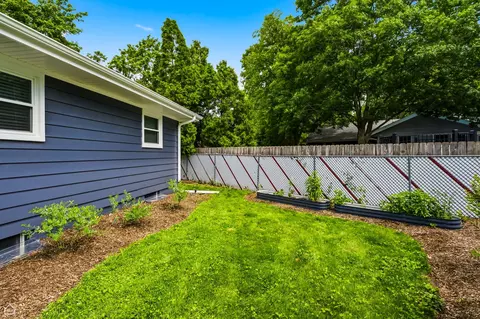 1978 N Fork Cir, Elgin, IL 60123 photo 41