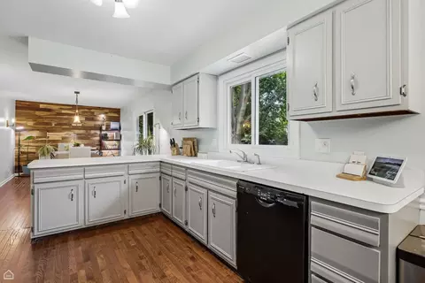 1978 N Fork Cir, Elgin, IL 60123 photo 10