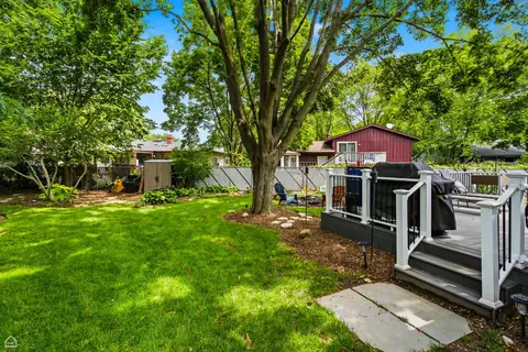 1978 N Fork Cir, Elgin, IL 60123 photo 38