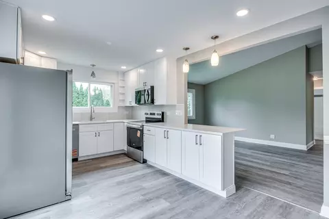Kitchen - 106 Foxcroft Rd, Naperville, IL 60565 photo 3 of 3