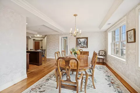 Dining - 10 E Burlington St #2B, Riverside, IL 60546 photo 1 of 4