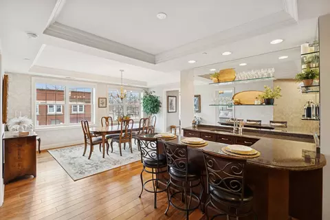 Dining - 10 E Burlington St #2B, Riverside, IL 60546 photo 4 of 4