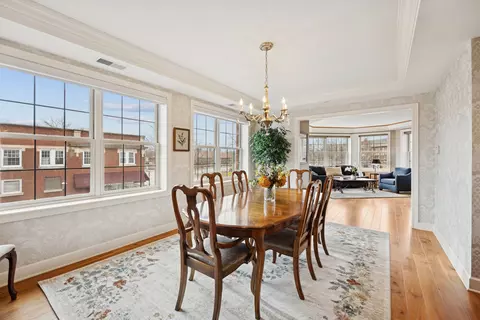 Dining - 10 E Burlington St #2B, Riverside, IL 60546 photo 2 of 4