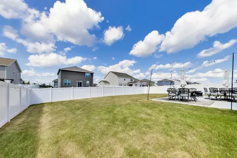 Exterior - 1316 Tiger Lily Dr, Bartlett, IL 60103 photo 5 of 5