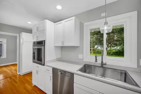6 Wilmette Dr, Normal, IL 61761 photo 9