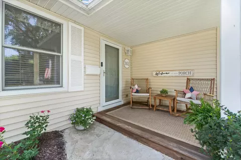 3102 Swallow Ln, Rolling Meadows, IL 60008 photo 3