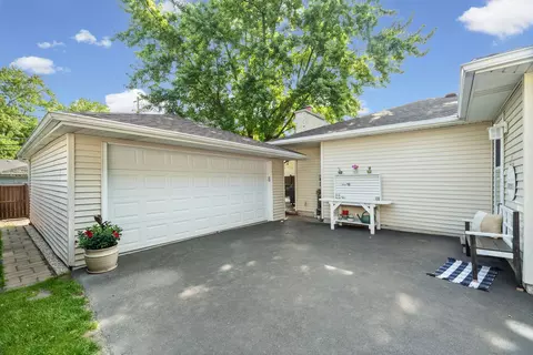3102 Swallow Ln, Rolling Meadows, IL 60008 photo 25