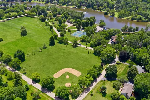View/Area - 233 Valley Rd, Trout Valley, IL 60013 photo 4 of 4