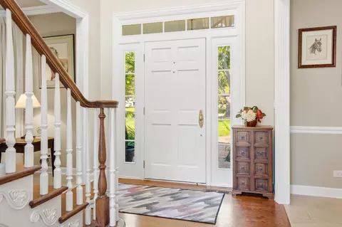 Entry Way - 233 Valley Rd, Trout Valley, IL 60013 photo 1 of 4