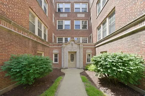 Undisclosed, Chicago, IL 60626