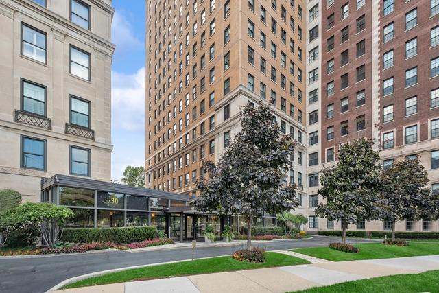 3740 N Lake Shore Dr #5A, Chicago, IL 60613