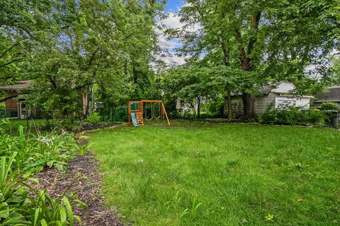 825 Cherry Ln, Thornton, IL 60476 photo 34