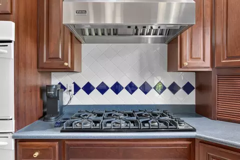 Kitchen - 402 Northridge Cc Ests, Normal, IL 61761 photo 9 of 9
