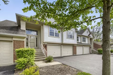 1619 Camberley Ct #2, Bartlett, IL 60103 photo 2