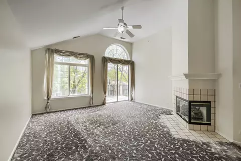 1619 Camberley Ct #2, Bartlett, IL 60103 photo 7