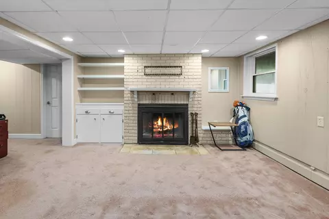 Living - 113 31st Ave, Moline, IL 61265 photo 3 of 3