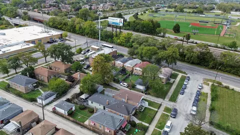 View/Area - 819 E 98th Pl, Chicago, IL 60628 photo 2 of 5