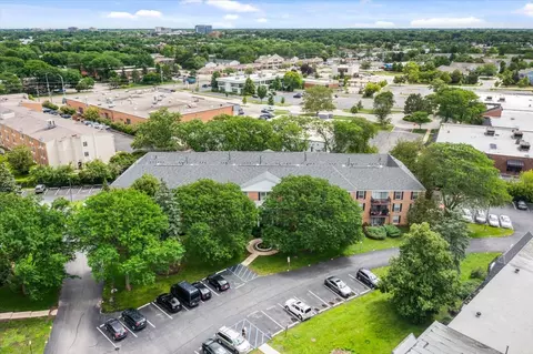 View/Area - 5300 Carriageway Dr #207, Rolling Meadows, IL 60008 photo 1 of 7
