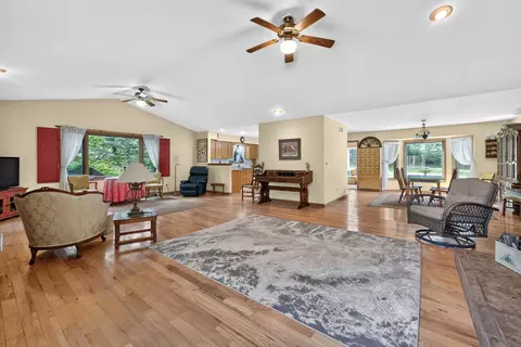 Other - 337 N Wild Cherry Dr, Dixon, IL 61021 photo 4 of 14
