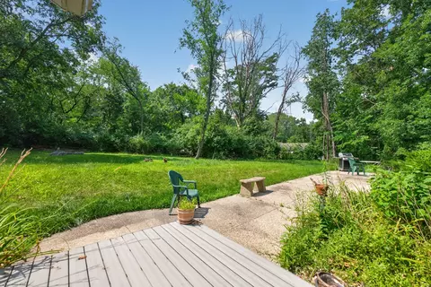 Exterior - 337 N Wild Cherry Dr, Dixon, IL 61021 photo 15 of 19