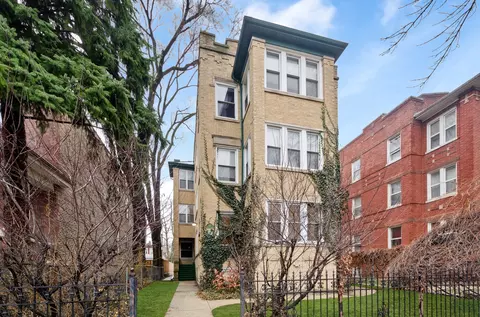 4910 N Spaulding Ave #1E, Chicago, IL 60625