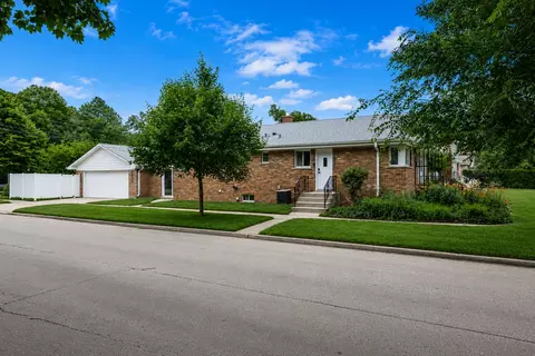 8500 Lawndale Ave, Skokie, IL 60076