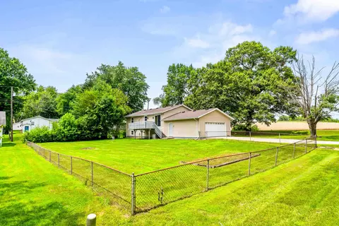 8212 Elm Ave, Downs, IL 61736 photo 33