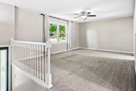 8212 Elm Ave, Downs, IL 61736 photo 4