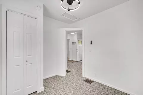 Entry Way - 3224 40th St, Moline, IL 61265 photo 2 of 2