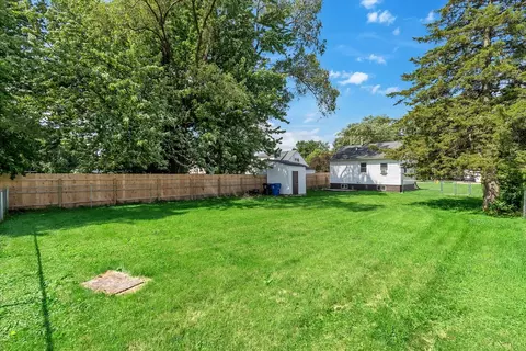 Exterior - 3224 40th St, Moline, IL 61265 photo 7 of 7