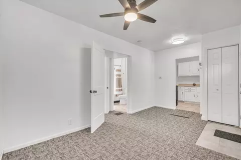 Entry Way - 3224 40th St, Moline, IL 61265 photo 1 of 2