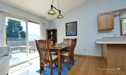 608 Wimbleton Trl, Mchenry, IL 60050 photo 13