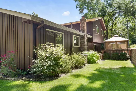Exterior - 1124 Crane Dr, Sleepy Hollow, IL 60118 photo 4 of 6
