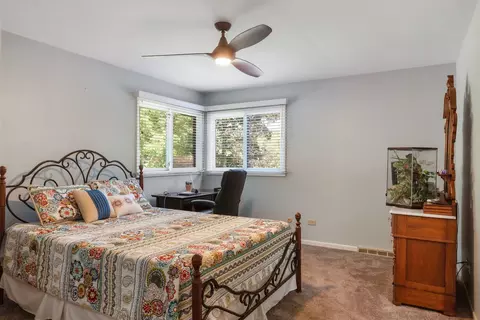 Bedroom - 1124 Crane Dr, Sleepy Hollow, IL 60118 photo 1 of 4