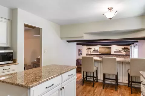 Kitchen - 1124 Crane Dr, Sleepy Hollow, IL 60118 photo 4 of 4