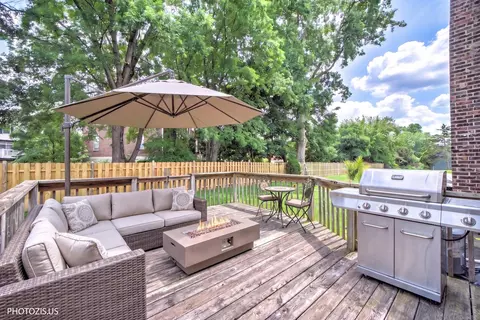 Exterior - 411 Hickory Dr #411, Wheeling, IL 60090 photo 5 of 7