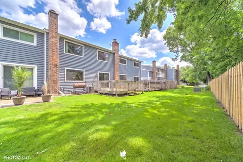 Exterior - 411 Hickory Dr #411, Wheeling, IL 60090 photo 7 of 7